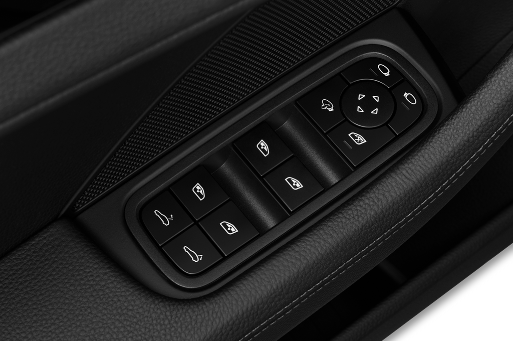 Porsche Panamera (Baujahr 2022) Base 5 Türen Bedienungselemente Tür