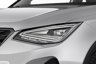 SEAT Arona (Baujahr 2023) FR 5 Türen Scheinwerfer