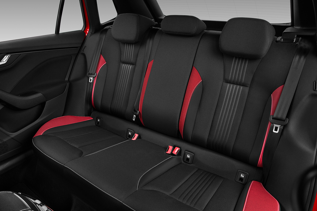 Skoda Kamiq (Baujahr 2020) Monte Carlo 5 Türen Rücksitze