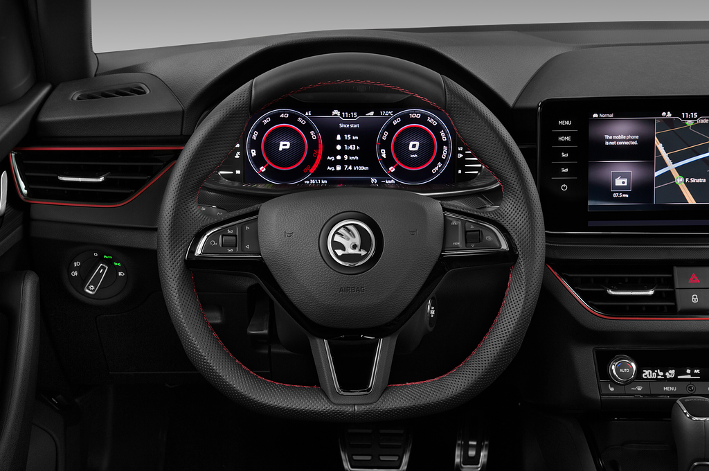 Skoda Kamiq (Baujahr 2020) Monte Carlo 5 Türen Lenkrad
