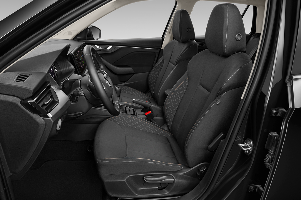 Skoda Kamiq (Baujahr 2023) Selection 5 Türen Vordersitze