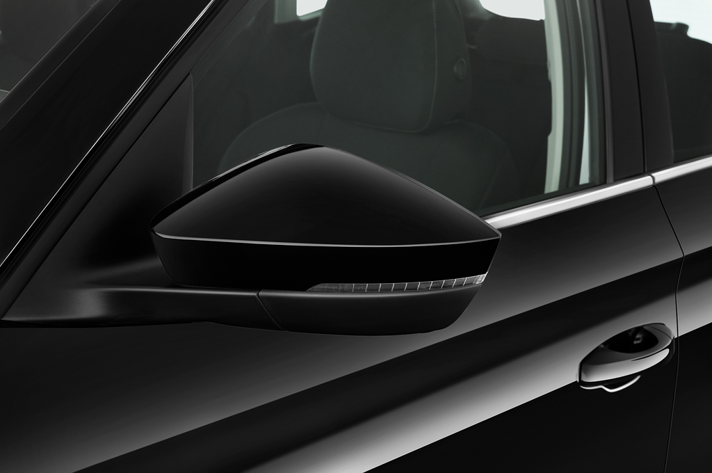 Skoda Kamiq (Baujahr 2023) Selection 5 Türen Außenspiegel