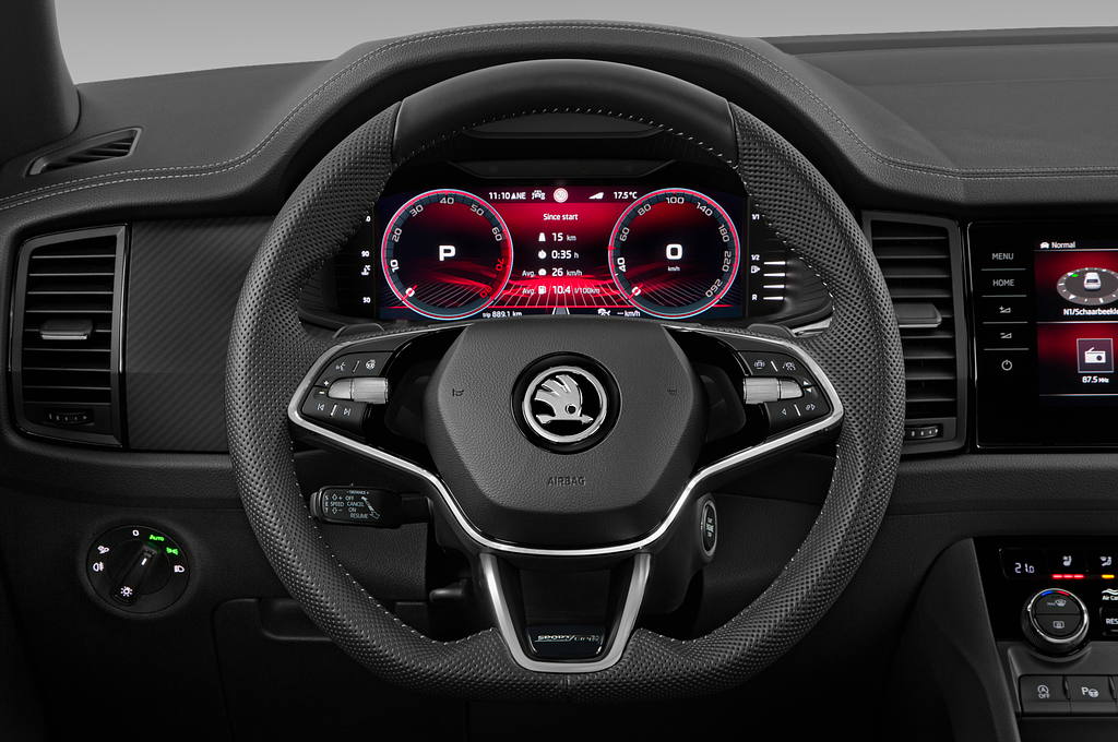 Skoda Kodiaq (Baujahr 2021) SportLine 5 Türen Lenkrad