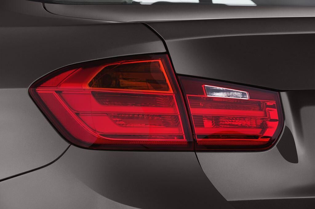 BMW 3 Series (Baujahr 2012) Modern Line 2 Türen Rücklicht