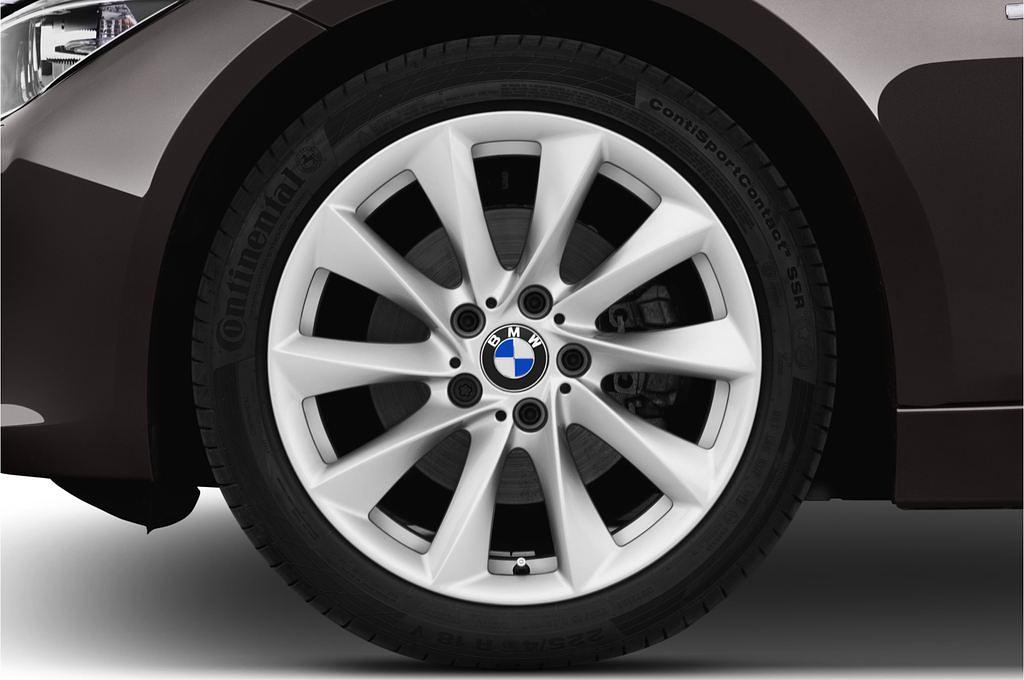 BMW 3 Series (Baujahr 2012) Modern Line 2 Türen Reifen und Felge