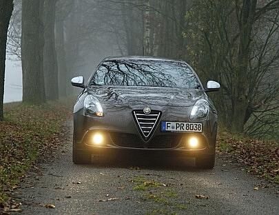 Der Testverbrauch ist mit 5,8 Litern auf 100 Kilometern nicht sensationell niedrig aber ok.