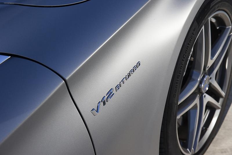 Mercedes S 65 AMG Coupé 2015 - natürlich mit V12