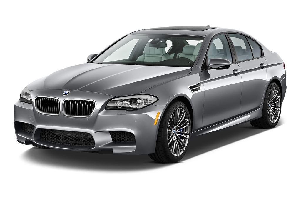 BMW M5 (Baujahr 2013) M5 4 Türen seitlich vorne