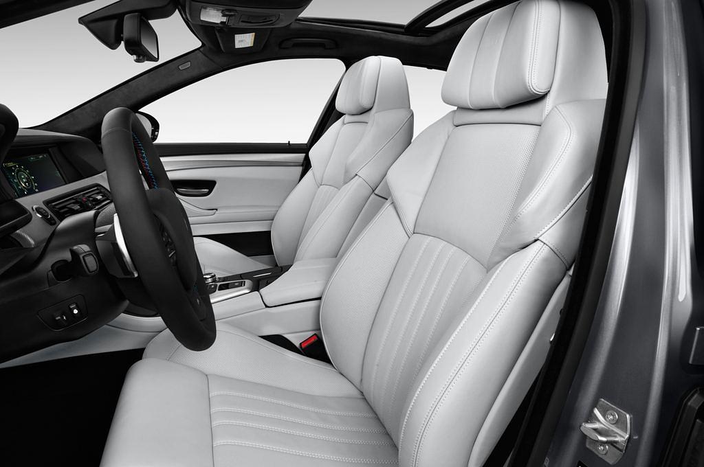 BMW M5 (Baujahr 2013) M5 4 Türen Vordersitze