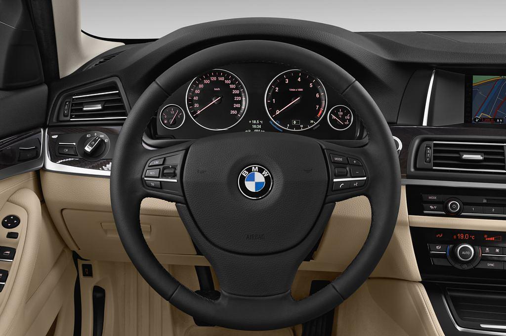 BMW 5 Series (Baujahr 2014) - 4 Türen Lenkrad