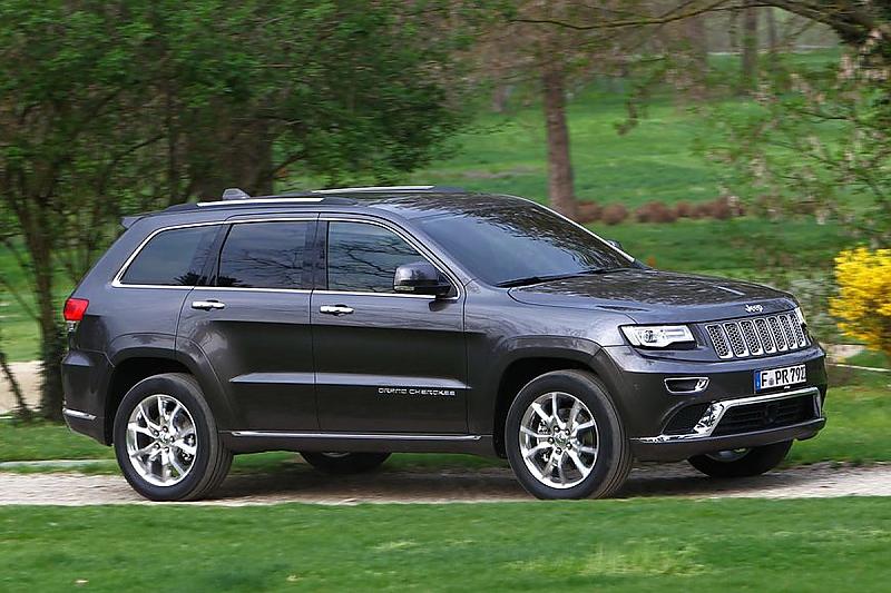 Der Kofferraum fasst zwischen 782 Liter und...