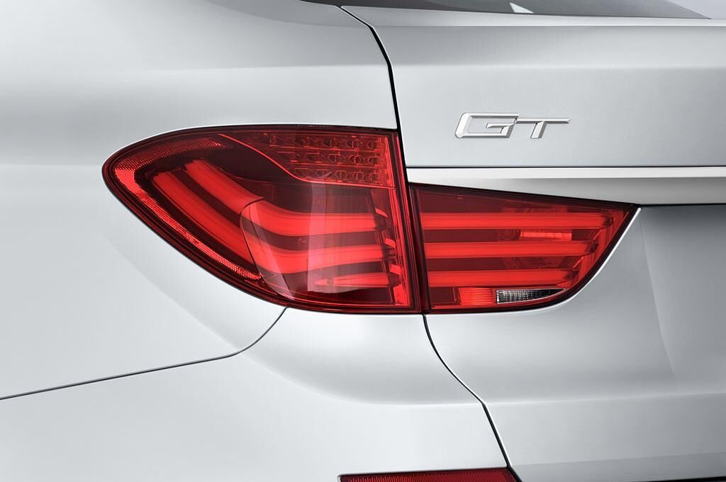 BMW 5 Series (Baujahr 2011) 550i GT 5 Türen Rücklicht