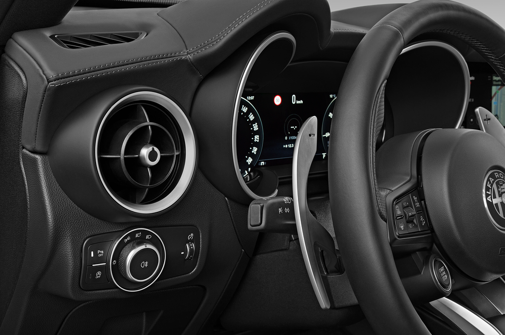 Alfa Romeo Stelvio (Baujahr 2023) Veloce 5 Türen Lüftung