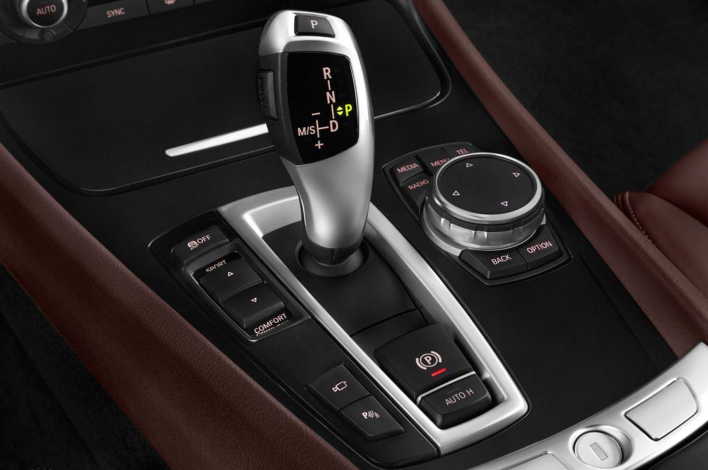 BMW 5 Series (Baujahr 2016) Luxury Line 5 Türen Schalthebel