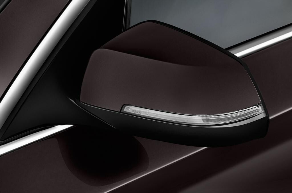 BMW 5 Series (Baujahr 2016) Luxury Line 5 Türen Außenspiegel