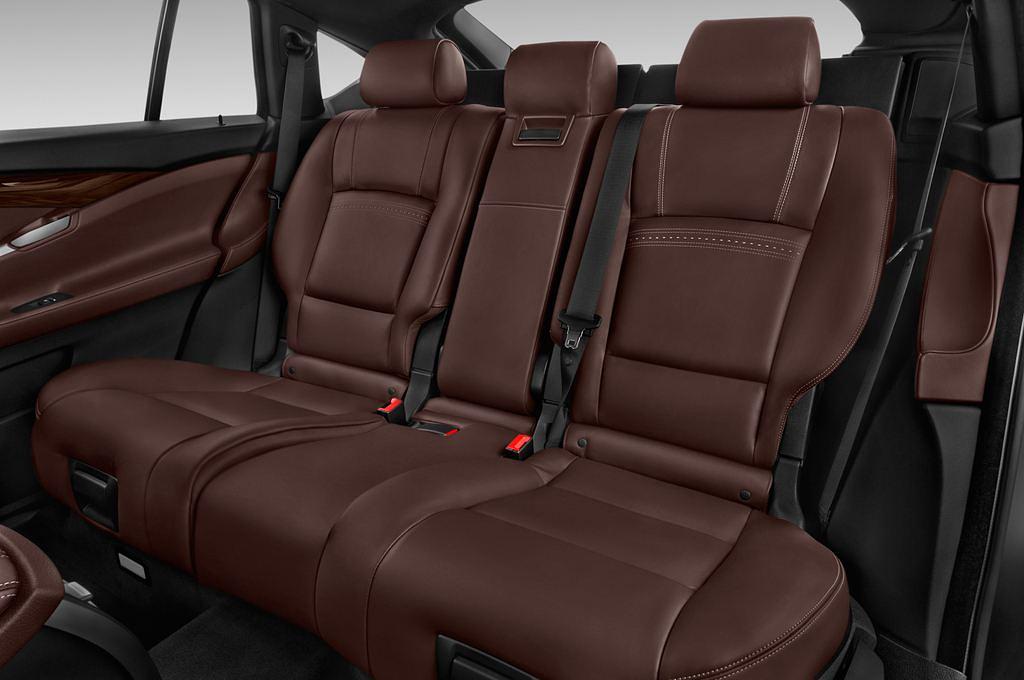 BMW 5 Series (Baujahr 2016) Luxury Line 5 Türen Rücksitze