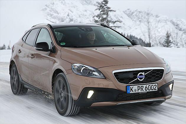 Die neue Drive-E-Vierzylinder-Generation gibt es nun auch mit Allrad und zwar im Volvo V40 Cross Country T5 AWD