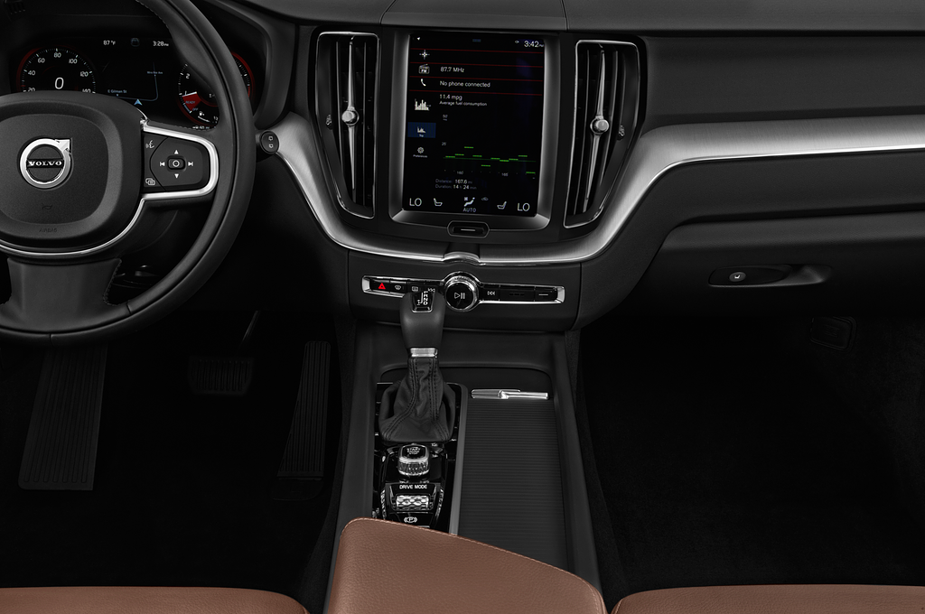 Volvo XC60 (Baujahr 2022) Momentum 5 Türen Mittelkonsole