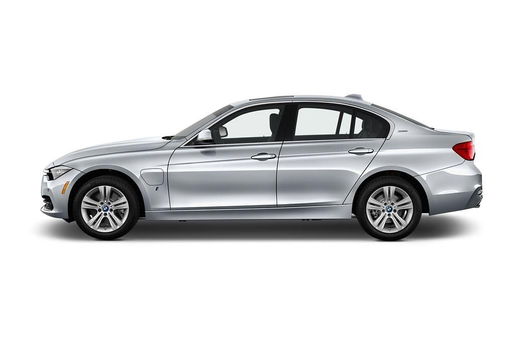 BMW 3 Series Iperformance (Baujahr 2017) Sport Line 4 Türen Seitenansicht