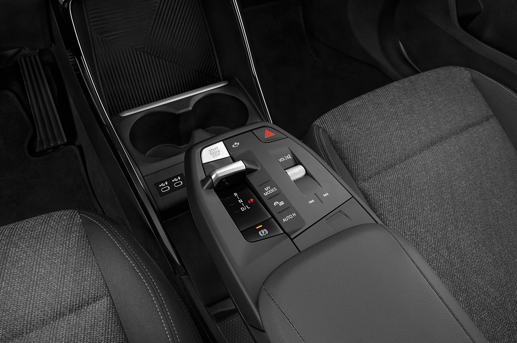 BMW X1 Plug-in Hybrid (Baujahr 2023) Base 5 Türen Schalthebel