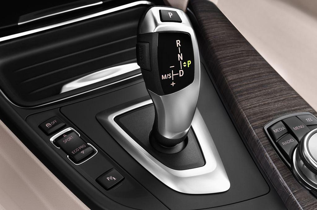 BMW 4 Series (Baujahr 2015) Modern Line 2 Türen Schalthebel