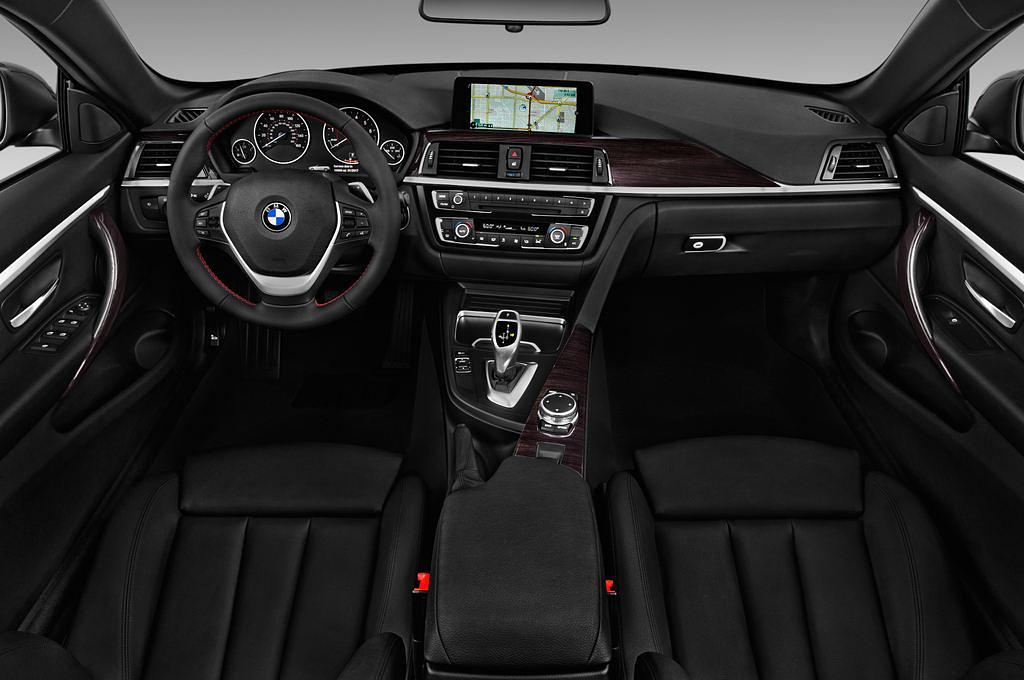 BMW 4 Series (Baujahr 2016) Advantage 2 Türen Cockpit und Innenraum