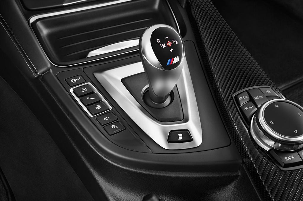 BMW M4 (Baujahr 2015) M4 2 Türen Schalthebel