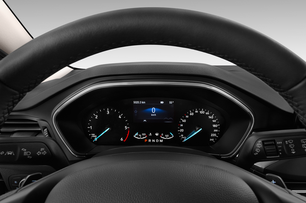 Ford Focus (Baujahr 2023) Titanium 5 Türen Tacho und Fahrerinstrumente