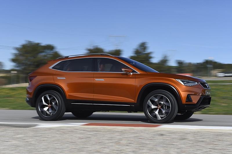 Im Seat Veinte-Veinte arbeitet ein 265-PS-Motor