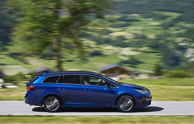 1,81 Meter breit und...