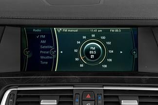 BMW 7 Series (Baujahr 2010) 750i 4 Türen Radio und Infotainmentsystem