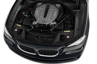 BMW 7 Series (Baujahr 2010) 750i 4 Türen Motor
