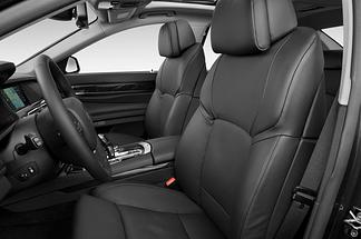 BMW 7 Series (Baujahr 2010) 750i 4 Türen Vordersitze