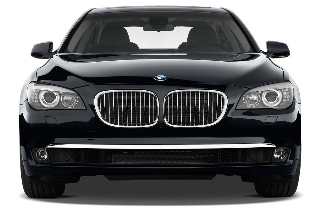 BMW 7 Series (Baujahr 2010) 750i 4 Türen Frontansicht