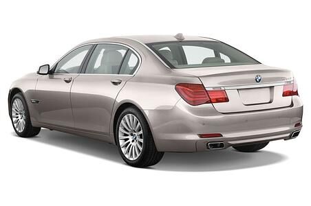 BMW 7 Series (Baujahr 2010) 750Li 4 Türen seitlich hinten