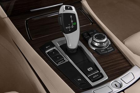 BMW 7 Series (Baujahr 2010) 750Li 4 Türen Schalthebel