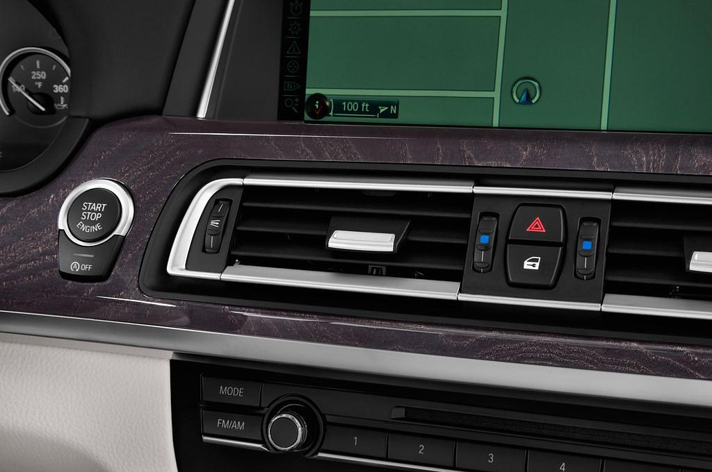 BMW 7 Series (Baujahr 2013) - 4 Türen Lüftung