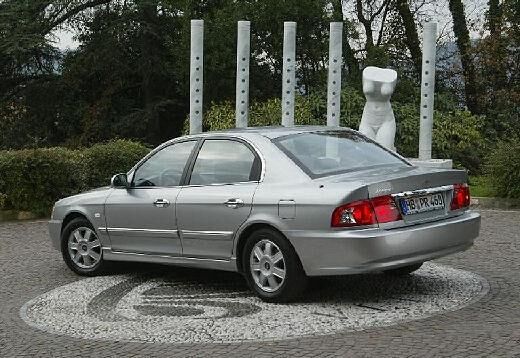 KIA Magentis (2001 - 2006) Magentis 2.0