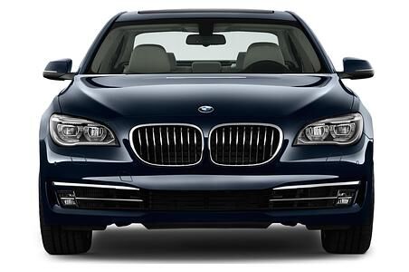 BMW 7 Series (Baujahr 2013) - 4 Türen Frontansicht