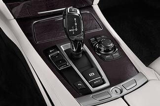 BMW 7 Series (Baujahr 2013) - 4 Türen Schalthebel