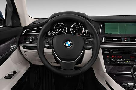 BMW 7 Series (Baujahr 2013) - 4 Türen Lenkrad