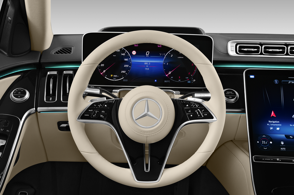 Mercedes S-Class (Baujahr 2023) 350d L 5 Türen Lenkrad