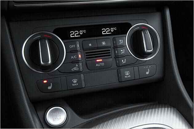 Die Komfortklimaautomatik regelt abhängig vom Sonnenstand die Temperatur. Sie kostet 430 Euro Aufpreis