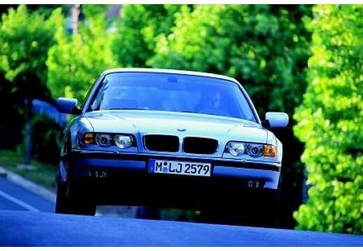 BMW-730i--1994-1996-