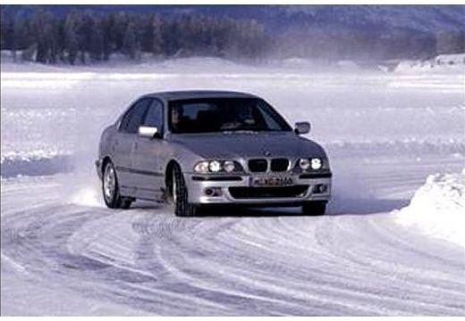 BMW-M5--1999-2000-