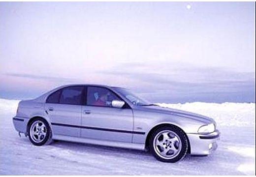 BMW-M5--1999-2000-