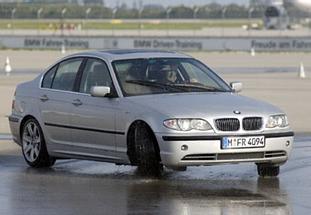 BMW-318i--2001-2005-