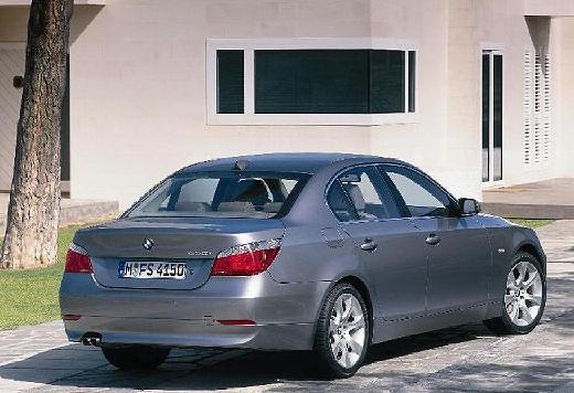 BMW-520i--2003-2005-