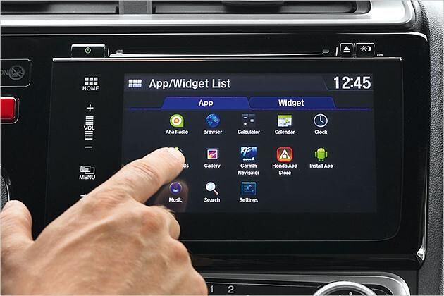 Neu ist das Sieben-Zoll-Infotainmentsystem, das auch diverse Apps unterstützt
