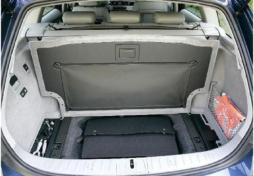 BMW-318d-DPF-Touring--2006-2007-